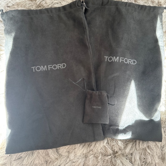 Brand New Tom Ford silver leather pointy stilettos - Picture 9 of 9